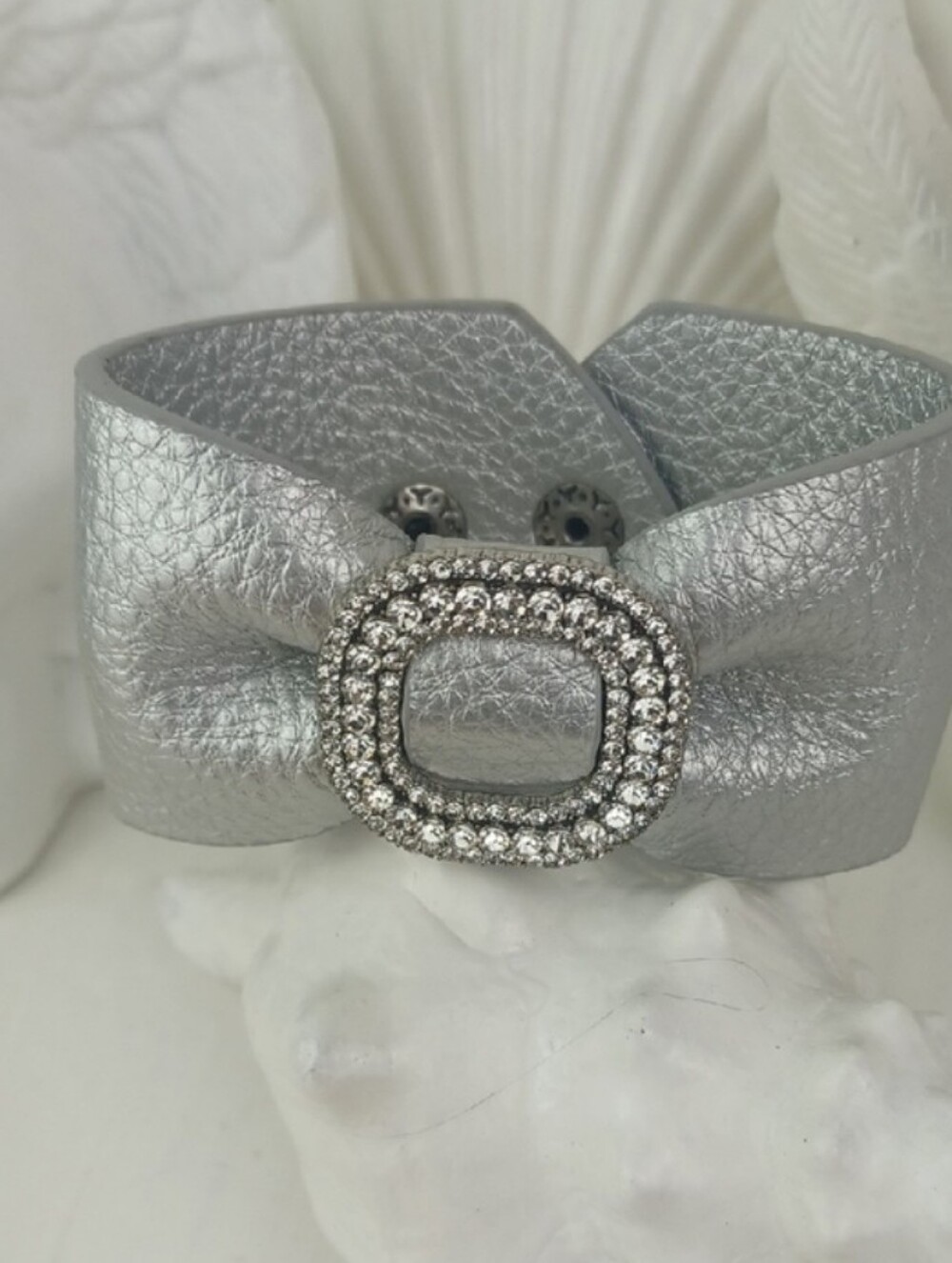 Silver Blingy Rhinestone Pebbled "Leather" Bow Snap Bracelet with Crystal Buckle